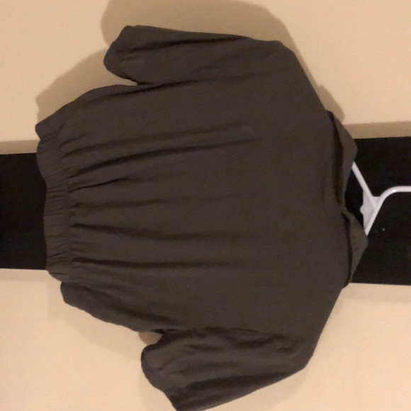 Cropped green button up shirt - Picture 3 of 3